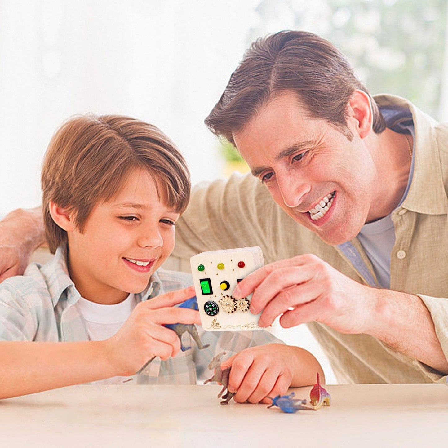 Tableau Montessori - BusyBoardCircuit™ - Boussole - Mon Bébé s'Éveille