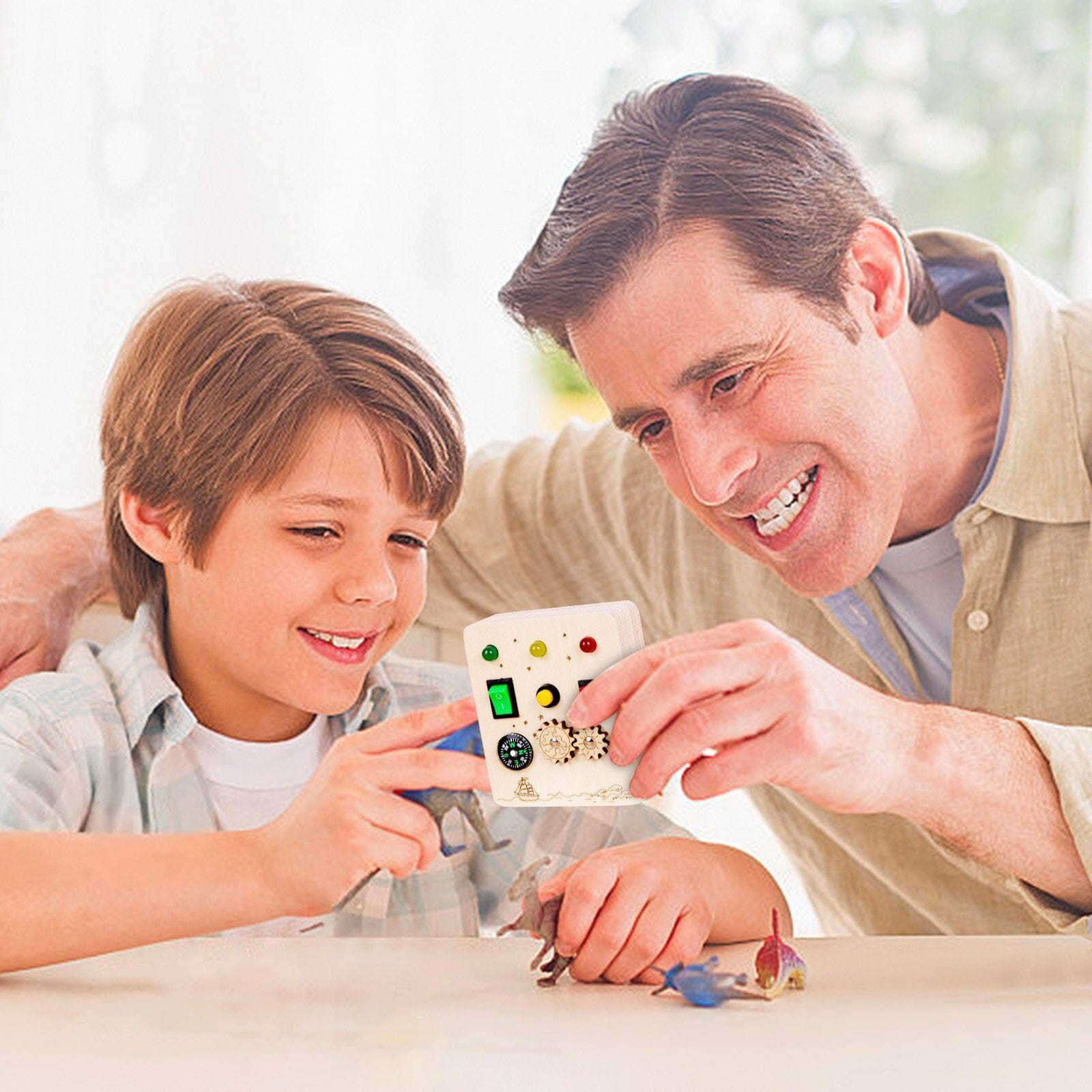 Tableau Montessori - BusyBoardCircuit™ - Boussole - Mon Bébé s'Éveille